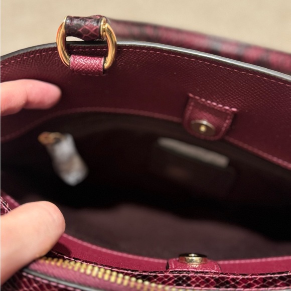 Coach Bag Maroon - Picture 12 of 13